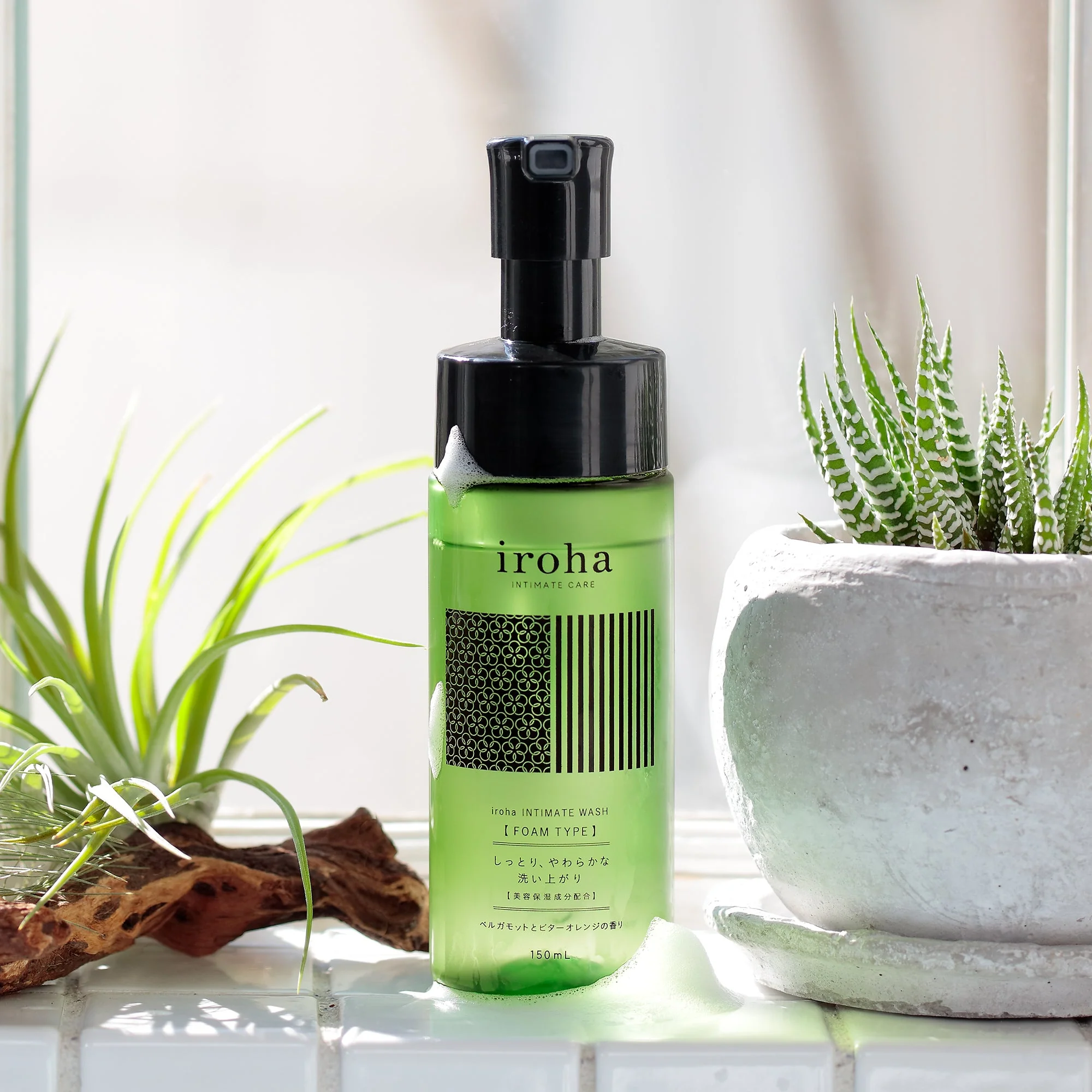 iroha INTIMATE WASH [FOAM TYPE] Bergamot and Bitter Orange - Image 7