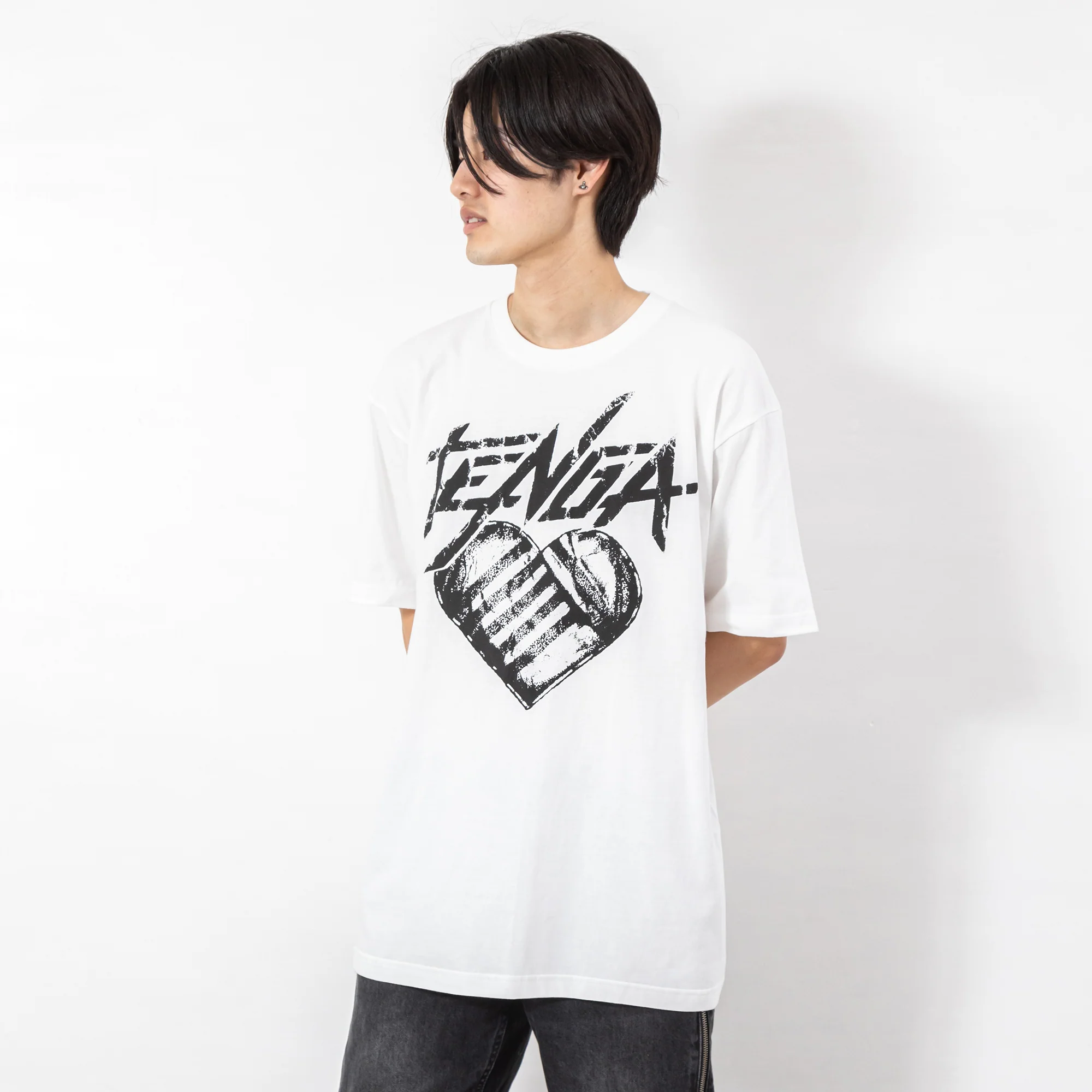 TENGA Hearts T-Shirt - Image 9
